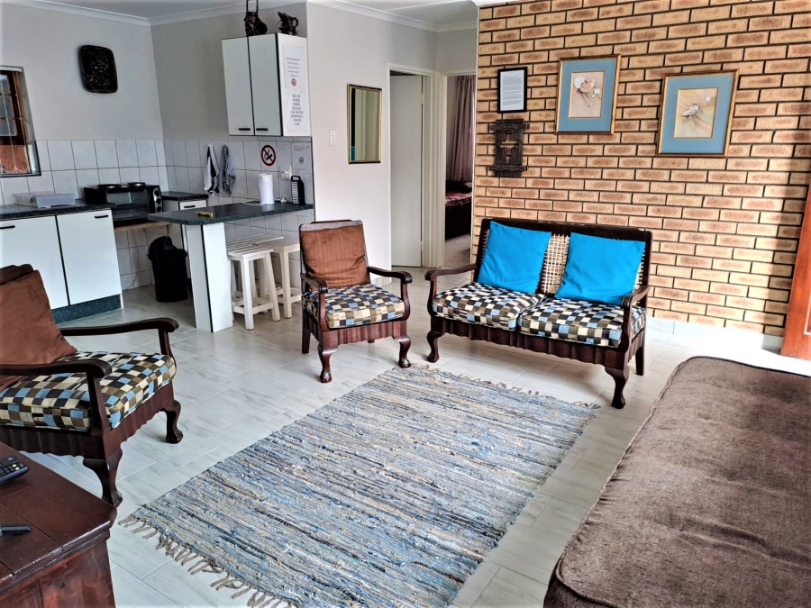 4 Bedroom Property for Sale in Wavecrest Eastern Cape